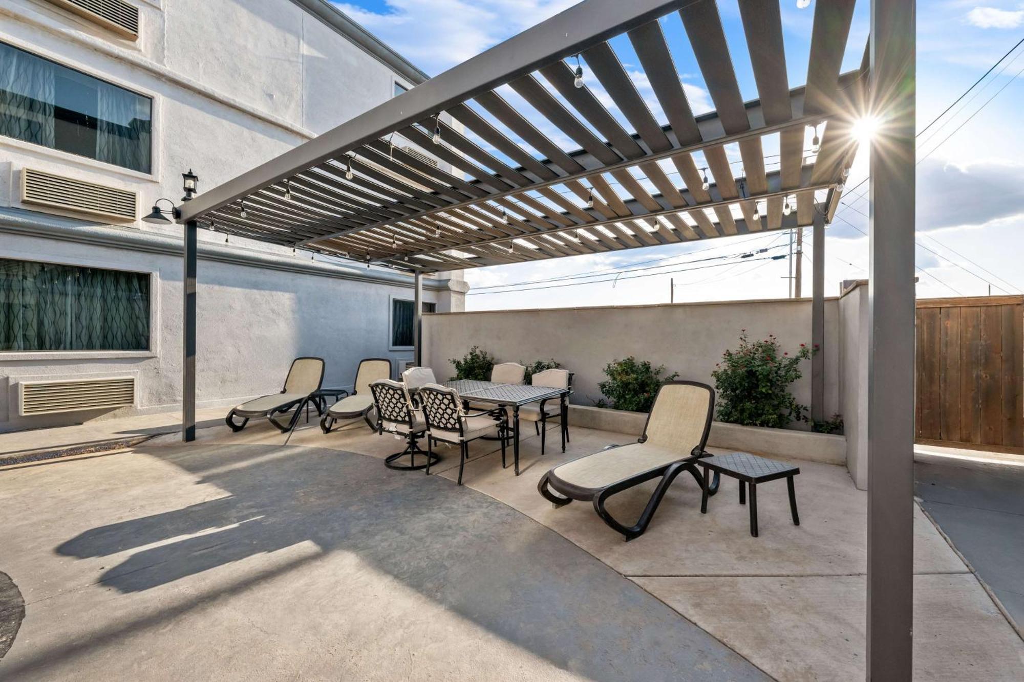 Surestay Plus Hotel By Best Western Lubbock Medical Center Екстериор снимка