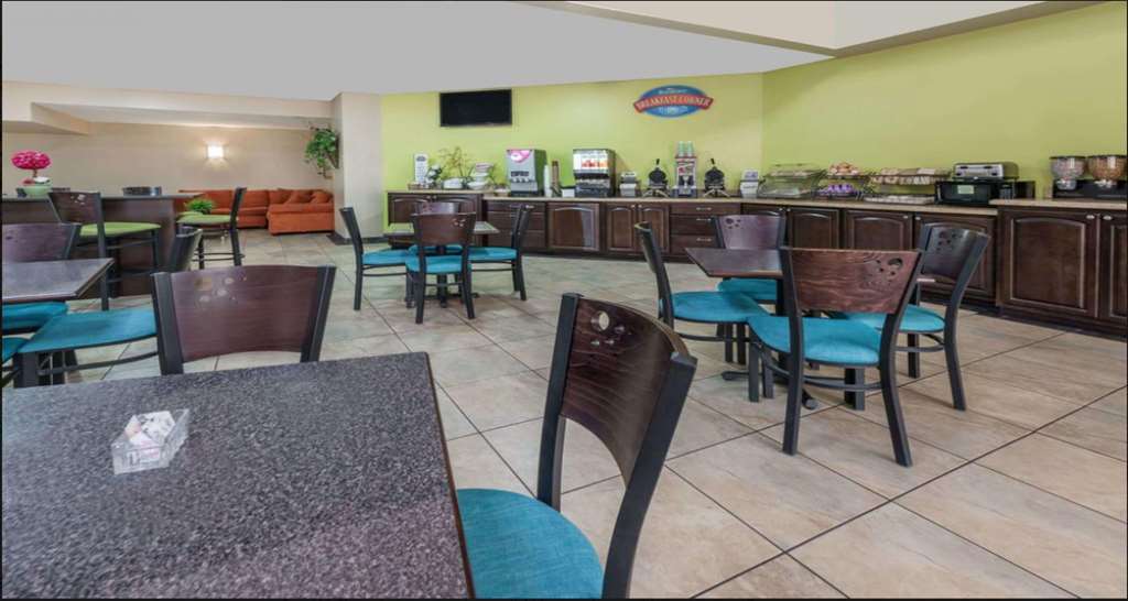 Surestay Plus Hotel By Best Western Lubbock Medical Center Ресторант снимка